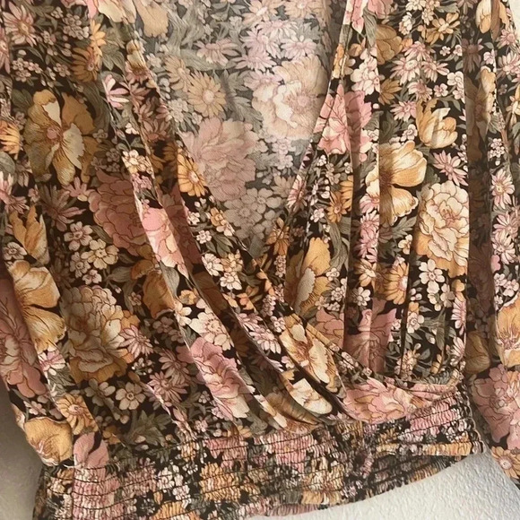 American Eagle top size M - Picture 6 of 13